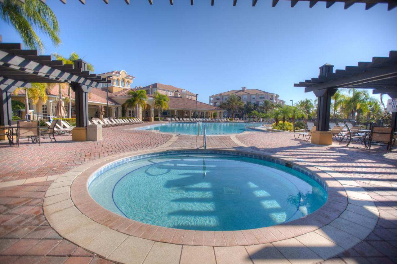 Top-Floor Luxurious Lakeview Condo Orlando Dış mekan fotoğraf