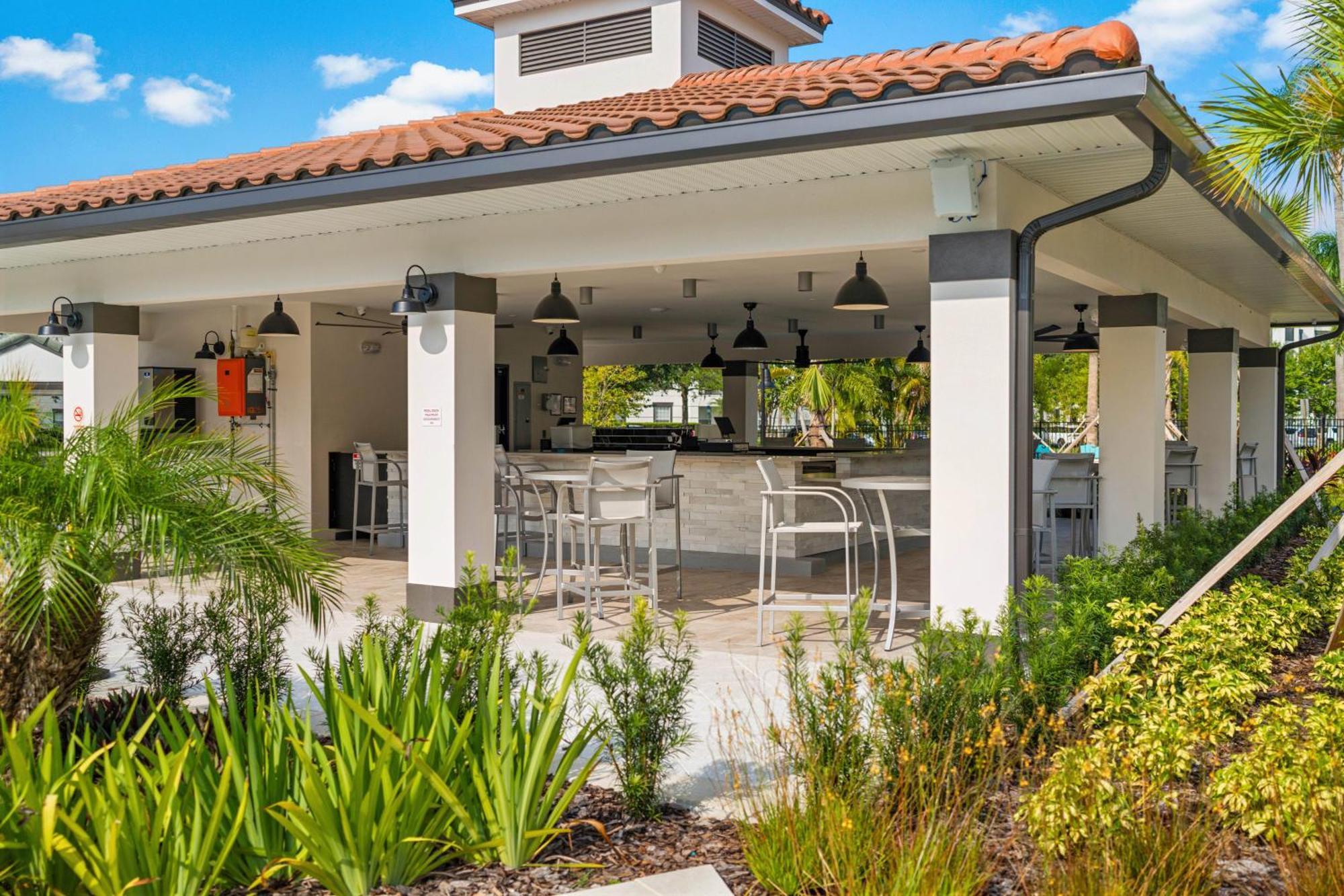 Top-Floor Luxurious Lakeview Condo Orlando Dış mekan fotoğraf